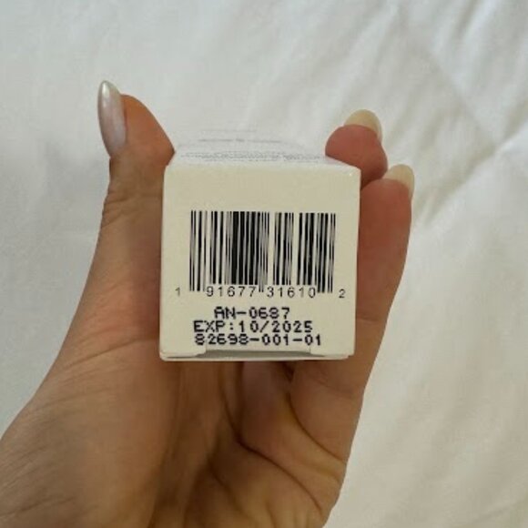 Alo Glow System - Daily SPF Face Moisturizer - Picture 4 of 4